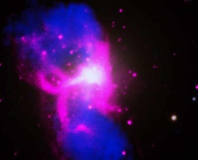 Massive black hole in messier 84